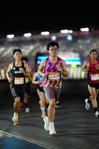 BIB: 21994, 21817, 2112
                            <button type="button" onclick="openModal(23009452)" class="btn btn-primary btn-sm float-right btn-popup" data-toggle="modal" data-target=".modal-high-quality">
                        <i class="fas fa-shopping-cart"></i> Add to Cart
                    </button>
                                            <button type="button" onclick="isThisMe(23009452, true)" class="btn btn-success btn-sm float-right btn-popup btn-isme hidden" data-toggle="tooltip" data-placement="bottom" title="นี่คือรูปของคุณใช่ไหม คลิกที่นี่เพื่อเอาเข้าอัลบั้ม">
                        <i class="fas fa-plus"></i> Add to album
                    </button>
                    <button type="button" onclick="isThisMe(23009452, false)" class="btn btn-warning btn-sm float-right btn-popup btn-isnotme hidden">
                        <i class="fas fa-ban"></i> Remove from album
                    </button>